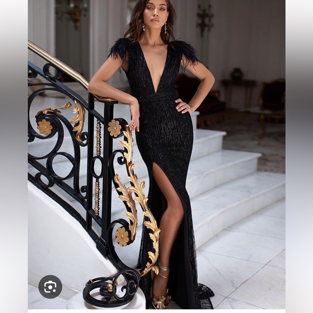Alamour Black Evening Gown with Feather Details - size M